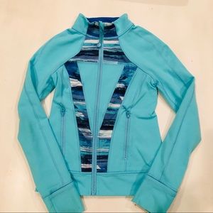 IVIVVA Girls size 8 perfect your practice jacket